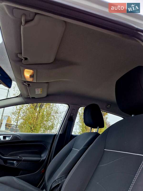 Хетчбек Ford Fiesta 2015 в Броварах фото 5 Хетчбек Ford Fiesta 2015 в Броварах