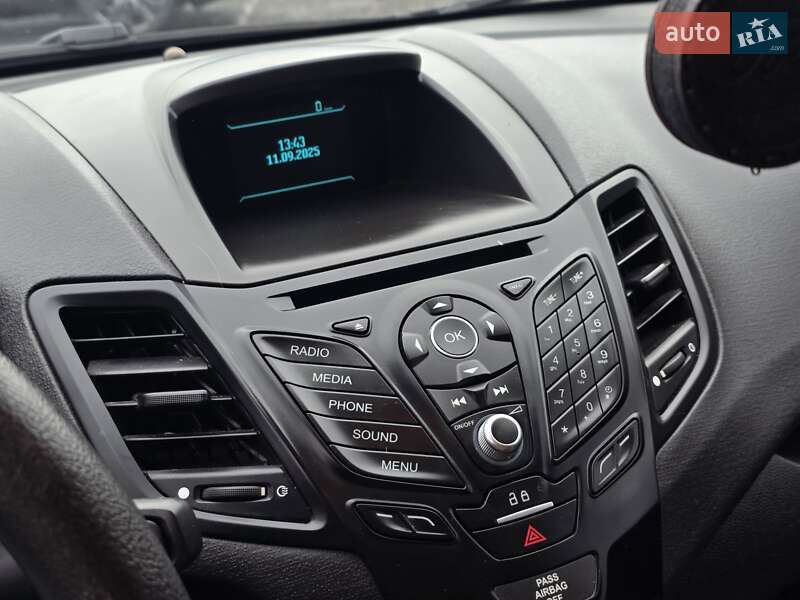 Седан Ford Fiesta 2016 в Тернополі фото 33 Седан Ford Fiesta 2016 в Тернополі