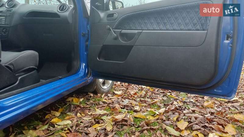 Хетчбек Ford Fiesta 2007 в Зарожанах