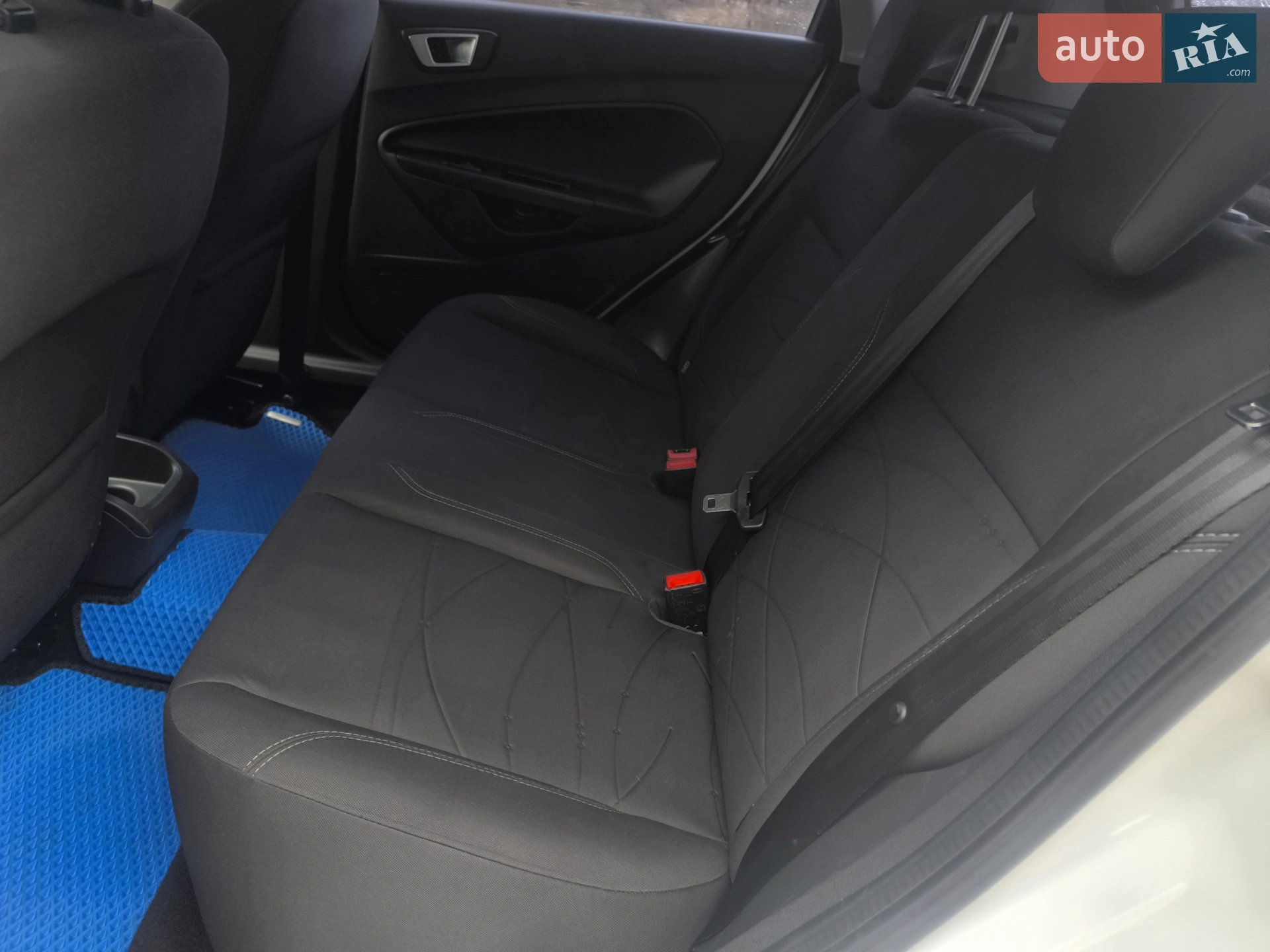 2013 Ford Fiesta - мініатюра 19