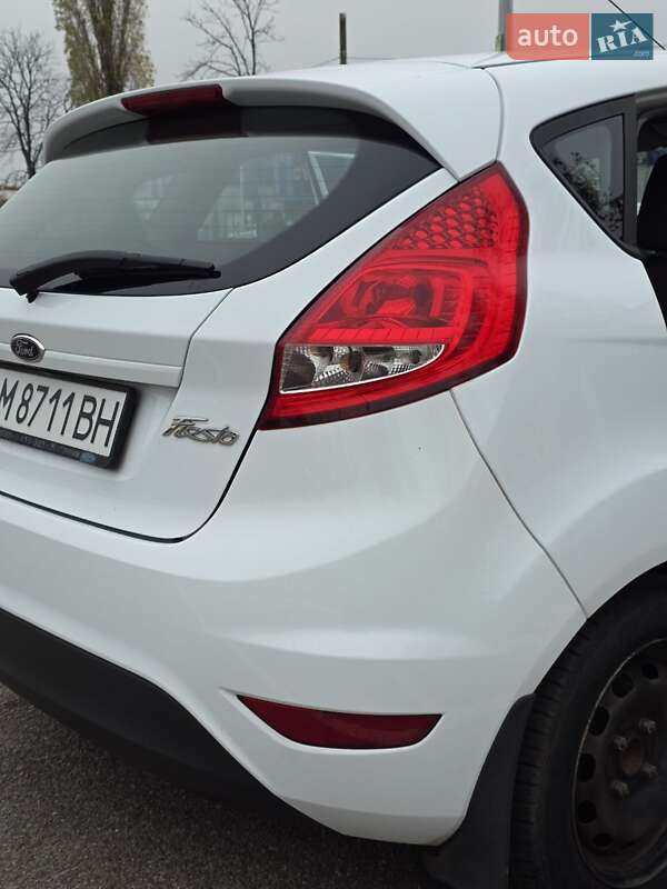 Хэтчбек Ford Fiesta 2012 в Житомире фото 13 Хэтчбек Ford Fiesta 2012 в Житомире