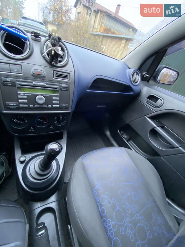 Хетчбек Ford Fiesta 2008 в Ірпені фото 10 Хетчбек Ford Fiesta 2008 в Ірпені