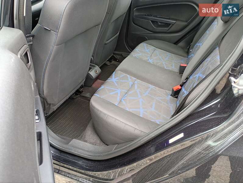 Седан Ford Fiesta 2012 в Лубнах фото 5 Седан Ford Fiesta 2012 в Лубнах