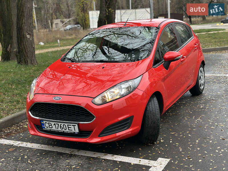 Хэтчбек Ford Fiesta 2016 в Чернигове фото 3 Хэтчбек Ford Fiesta 2016 в Чернигове