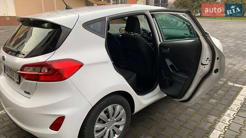 Хетчбек Ford Fiesta 2018 в Тячеві фото 10 Хетчбек Ford Fiesta 2018 в Тячеві
