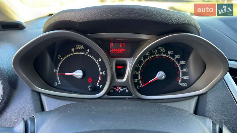 Седан Ford Fiesta 2011 в Львові