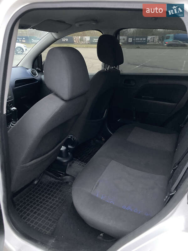 Хетчбек Ford Fiesta 2007 в Києві