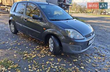 Хэтчбек Ford Fiesta 2007 в Львове