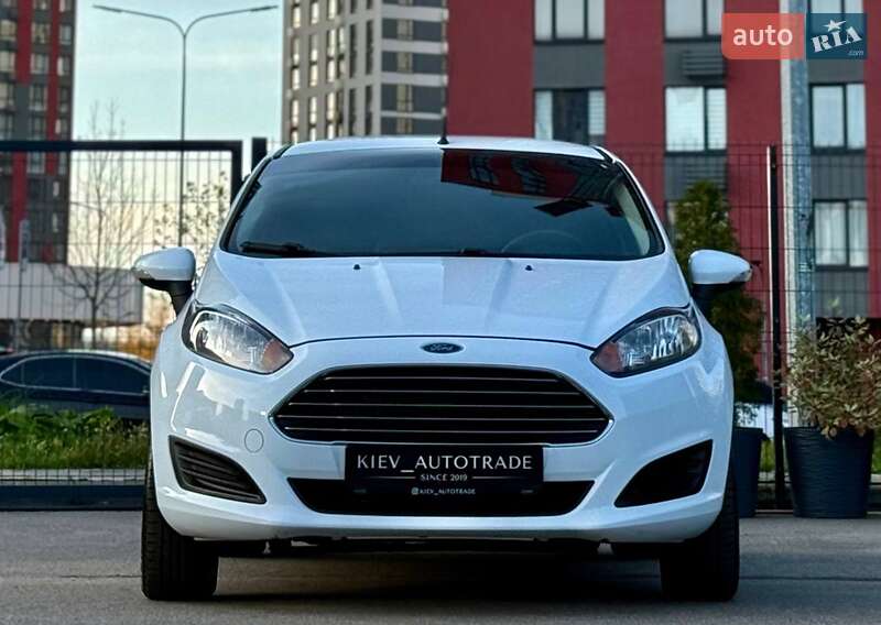 Хетчбек Ford Fiesta 2013 в Києві