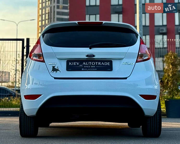 Хетчбек Ford Fiesta 2013 в Києві