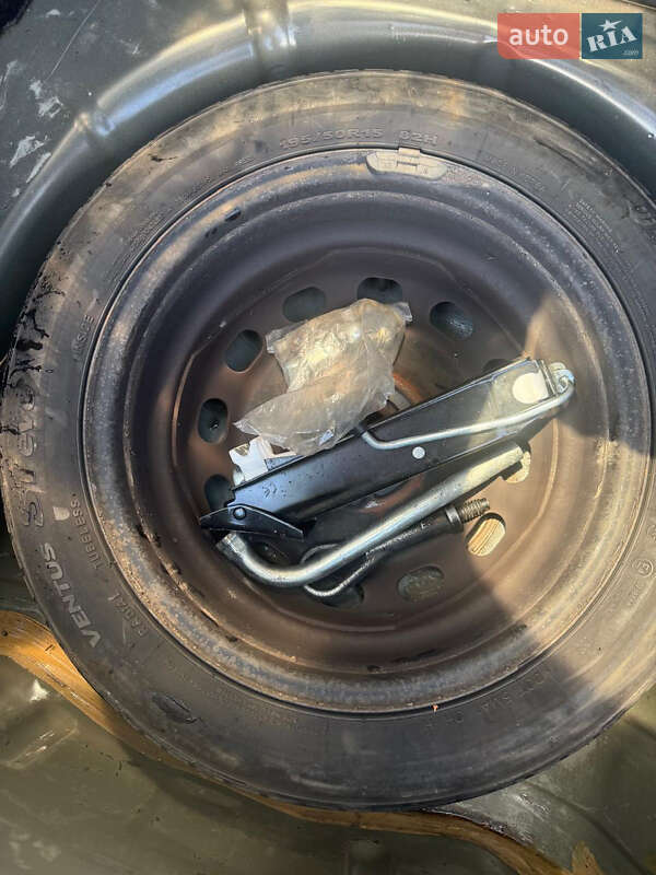 Хетчбек Ford Fiesta 2010 в Дубні