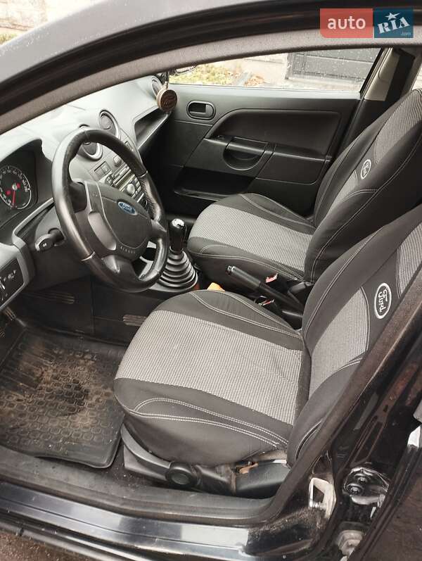 Хетчбек Ford Fiesta 2007 в Бучі
