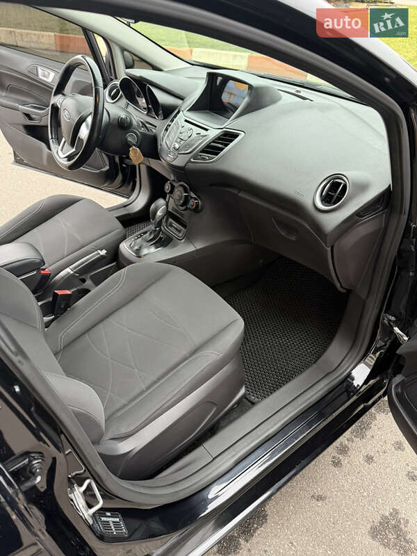 Хетчбек Ford Fiesta 2016 в Києві фото 7 Хетчбек Ford Fiesta 2016 в Києві