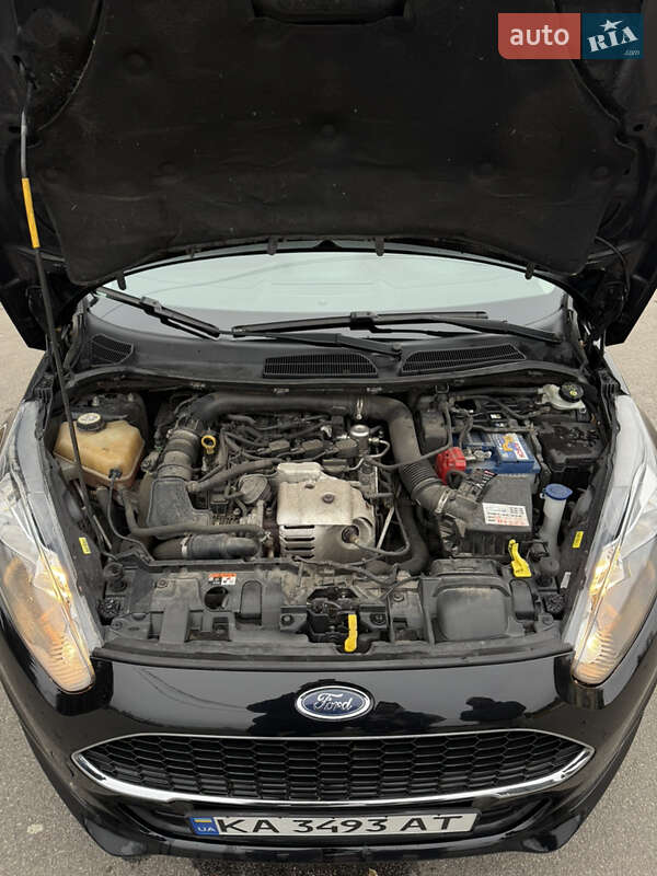 Хетчбек Ford Fiesta 2016 в Києві фото 10 Хетчбек Ford Fiesta 2016 в Києві