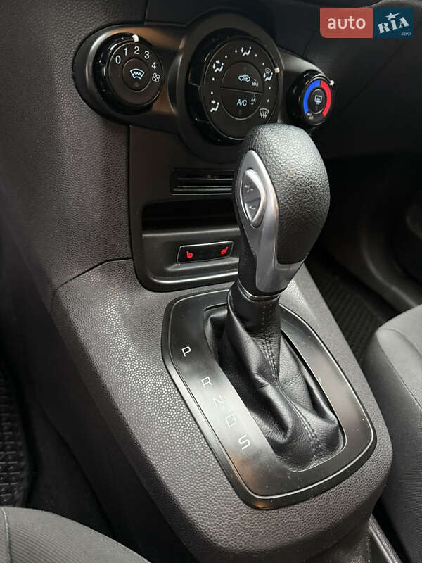 Хетчбек Ford Fiesta 2016 в Києві фото 14 Хетчбек Ford Fiesta 2016 в Києві