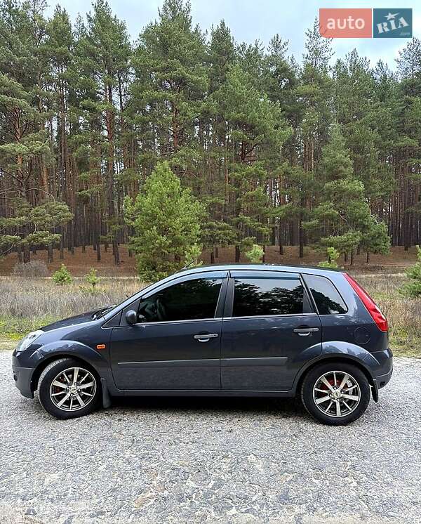 Хэтчбек Ford Fiesta 2008 в Ахтырке