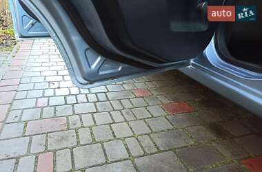 Хэтчбек Ford Fiesta 2006 в Здолбунове