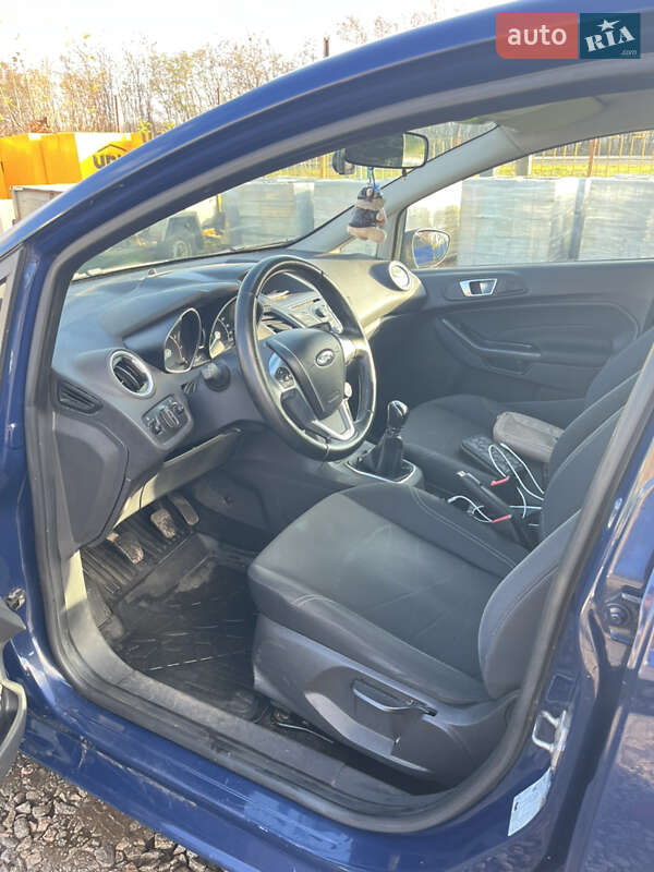 Хэтчбек Ford Fiesta 2013 в Диканьке фото 8 Хэтчбек Ford Fiesta 2013 в Диканьке