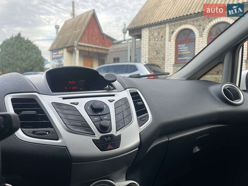 Хетчбек Ford Fiesta 2011 в Білій Церкві