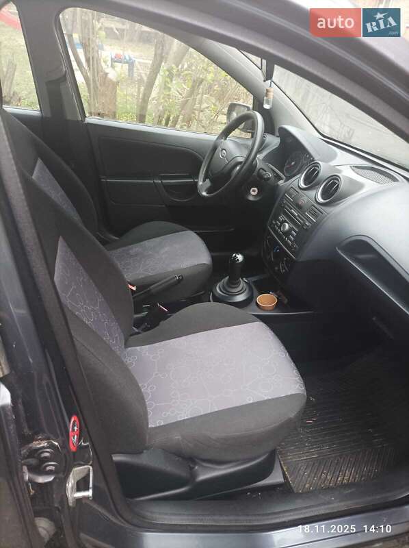 Хетчбек Ford Fiesta 2007 в Києві фото 3 Хетчбек Ford Fiesta 2007 в Києві