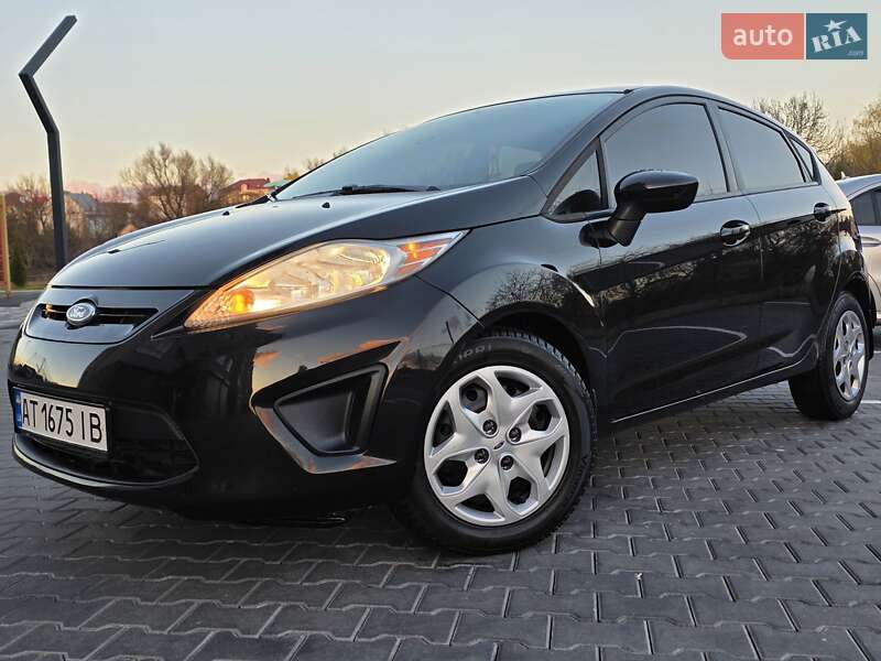 Хэтчбек Ford Fiesta 2013 в Хмельницком