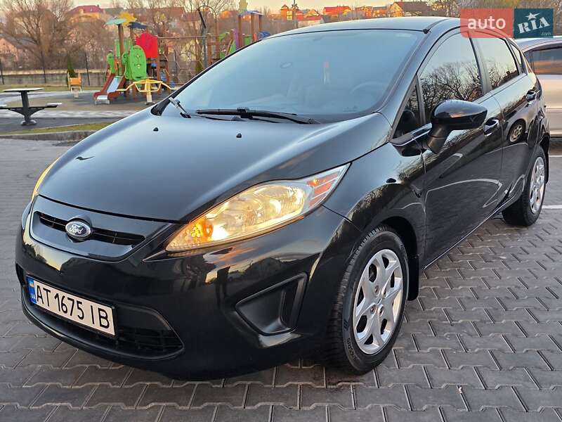 Хэтчбек Ford Fiesta 2013 в Хмельницком