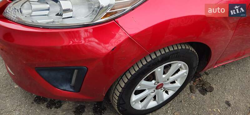 Седан Ford Fiesta 2011 в Хмельницькому