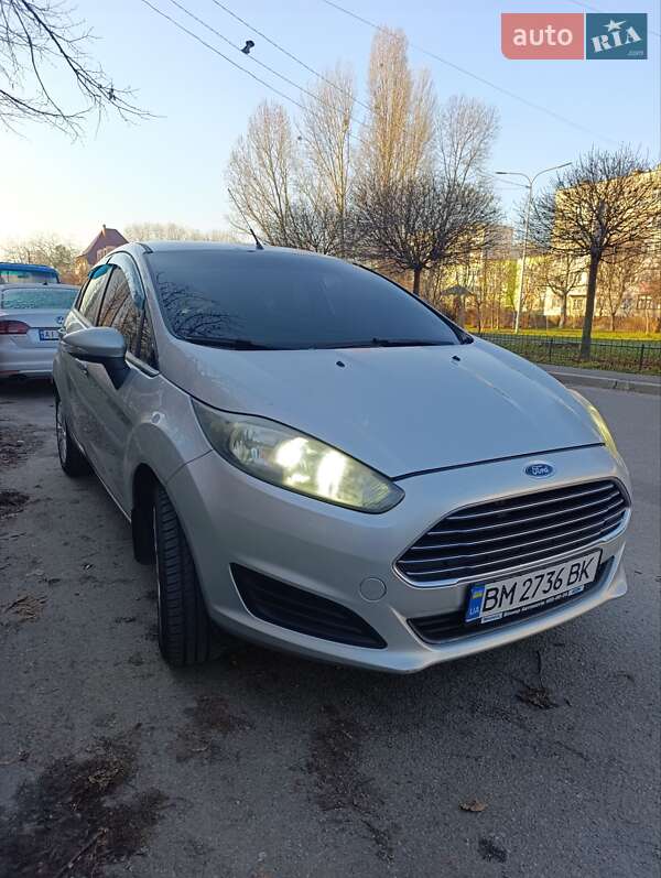 Хетчбек Ford Fiesta 2013 в Києві