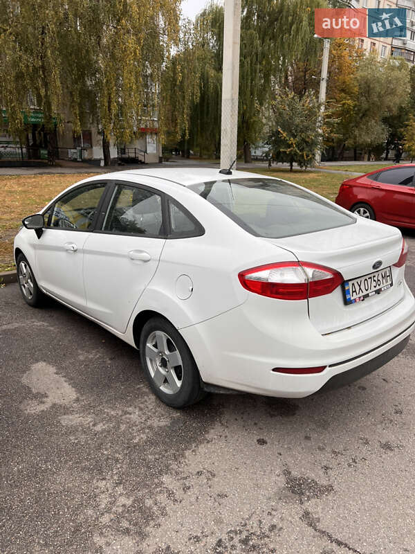 Седан Ford Fiesta 2018 в Харкові