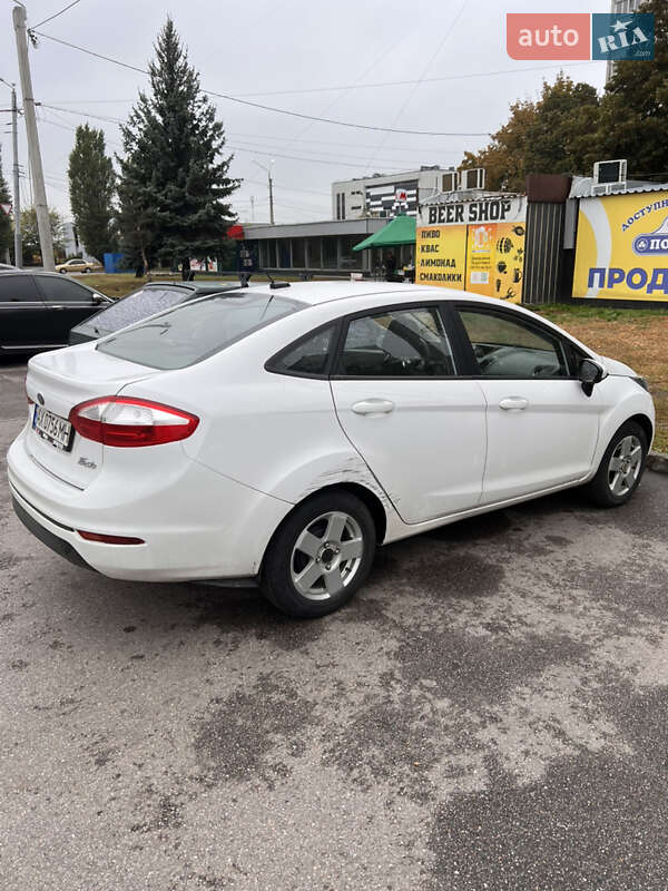 Седан Ford Fiesta 2018 в Харкові