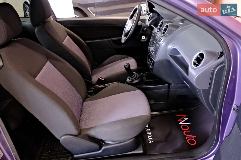 Хэтчбек Ford Fiesta 2006 в Одессе фото 29 Хэтчбек Ford Fiesta 2006 в Одессе