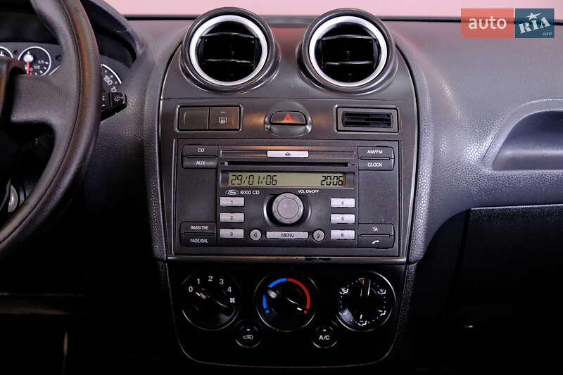 Хэтчбек Ford Fiesta 2006 в Одессе фото 35 Хэтчбек Ford Fiesta 2006 в Одессе