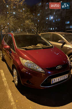 Хетчбек Ford Fiesta 2011 в Києві