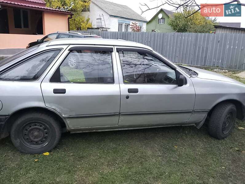 Хэтчбек Ford Fiesta 1987 в Броварах