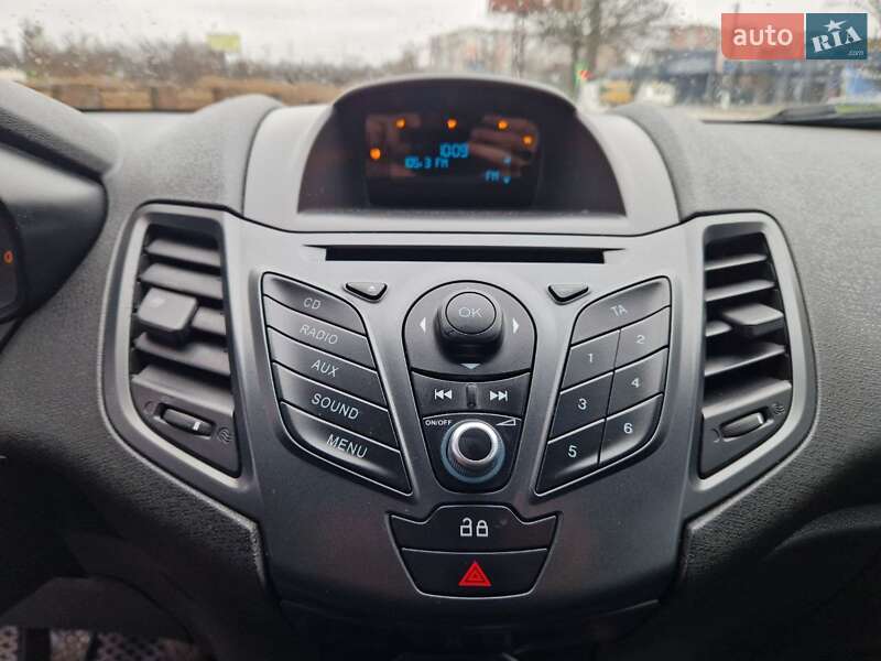 Хетчбек Ford Fiesta 2013 в Кропивницькому фото 14 Хетчбек Ford Fiesta 2013 в Кропивницькому