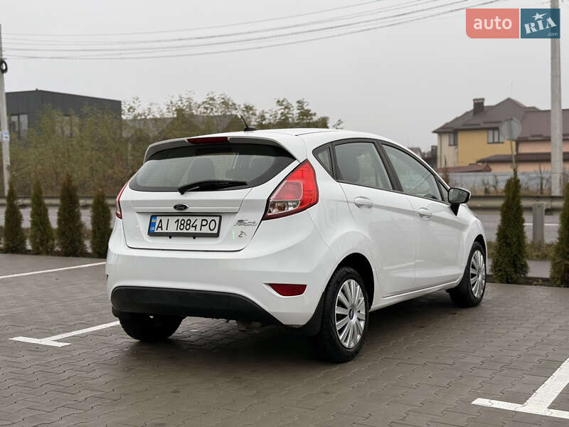Хетчбек Ford Fiesta 2016 в Вінниці