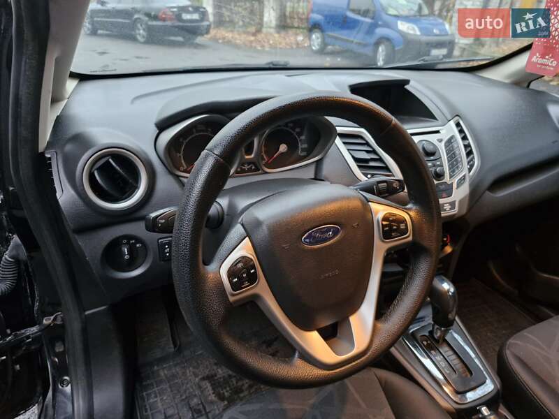 Хэтчбек Ford Fiesta 2011 в Николаеве