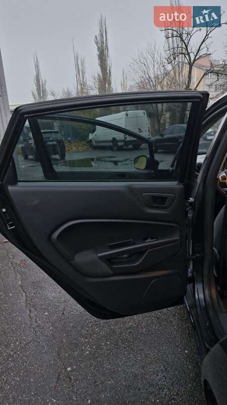 Хэтчбек Ford Fiesta 2011 в Николаеве