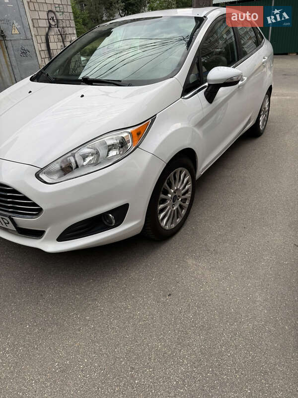 Ford Fiesta 2015