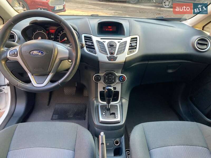 Хетчбек Ford Fiesta 2011 в Ірпені