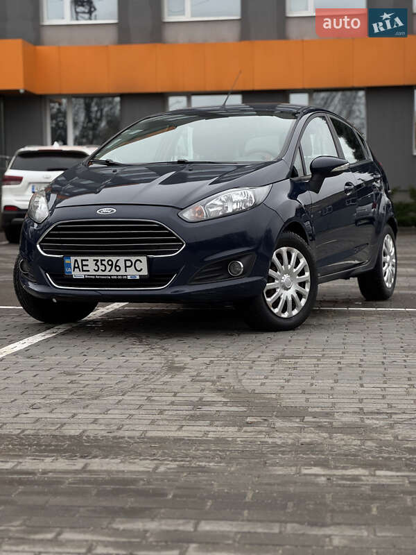 Хэтчбек Ford Fiesta 2015 в Днепре фото 3 Хэтчбек Ford Fiesta 2015 в Днепре