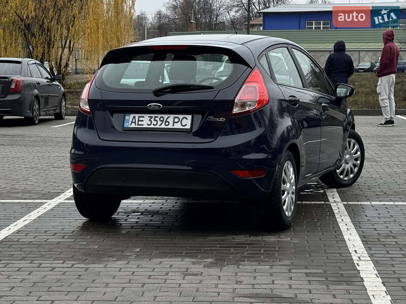 Хэтчбек Ford Fiesta 2015 в Днепре фото 8 Хэтчбек Ford Fiesta 2015 в Днепре