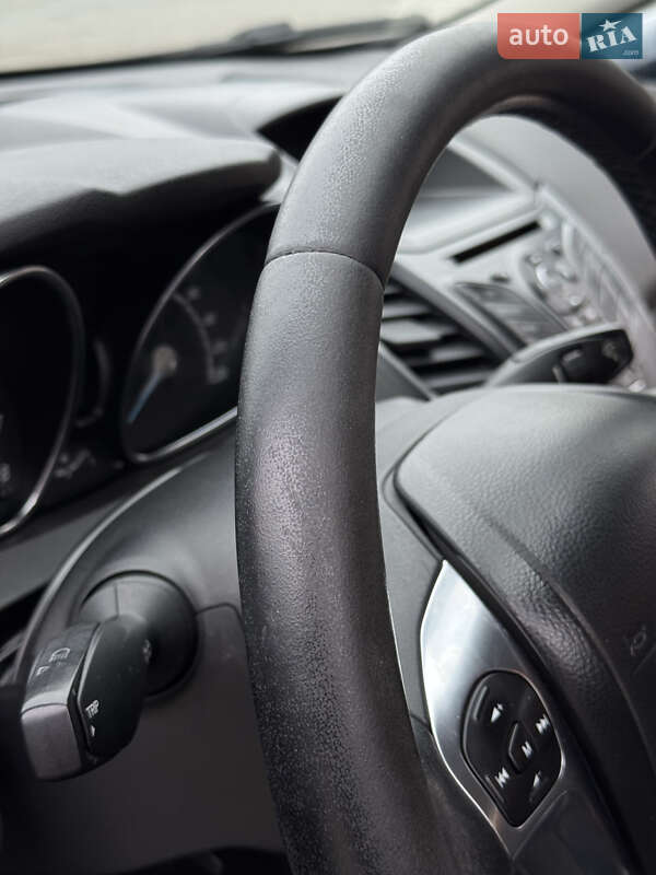 Хэтчбек Ford Fiesta 2015 в Днепре фото 17 Хэтчбек Ford Fiesta 2015 в Днепре
