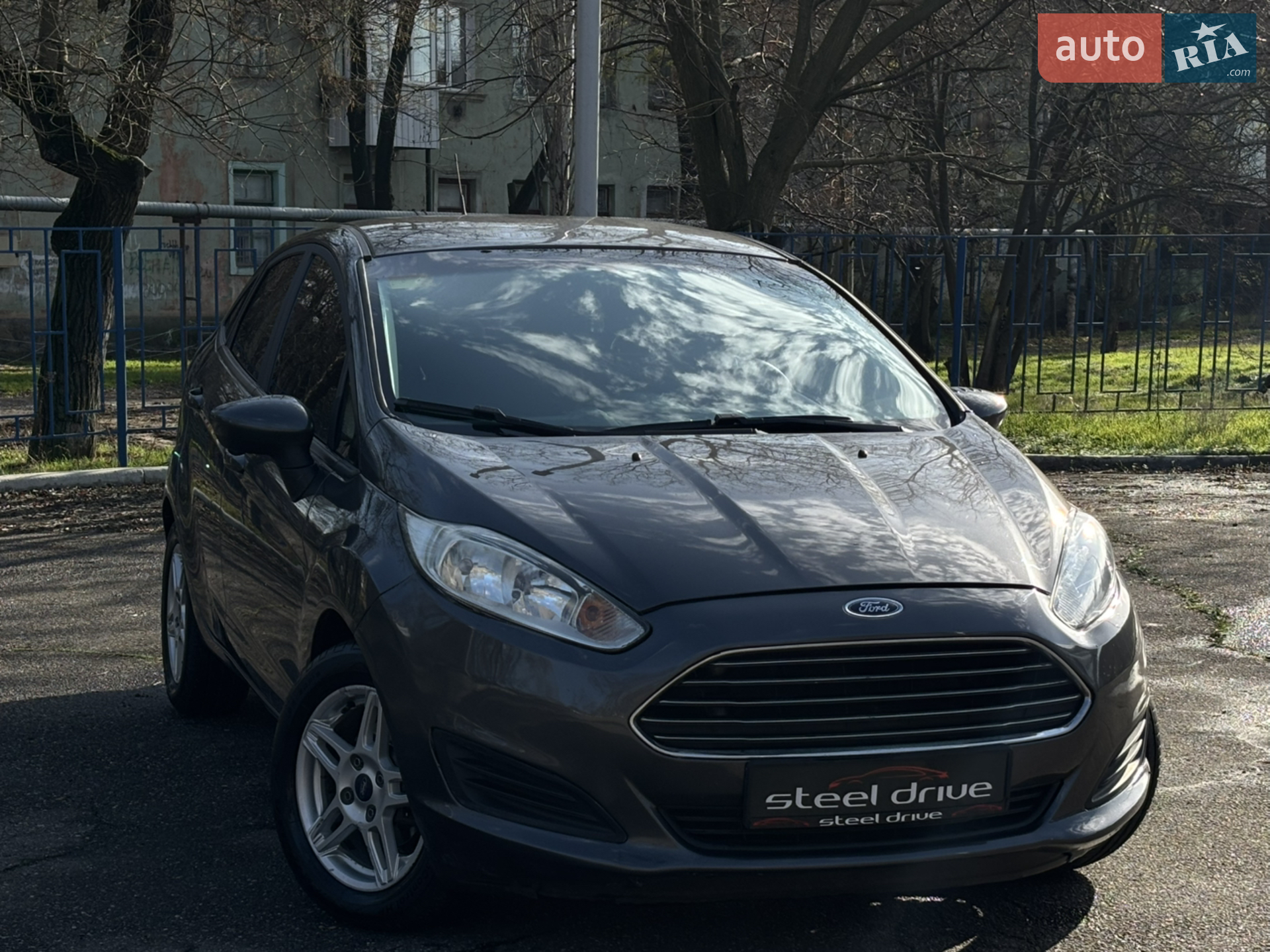 2017 Ford Fiesta - фото 1