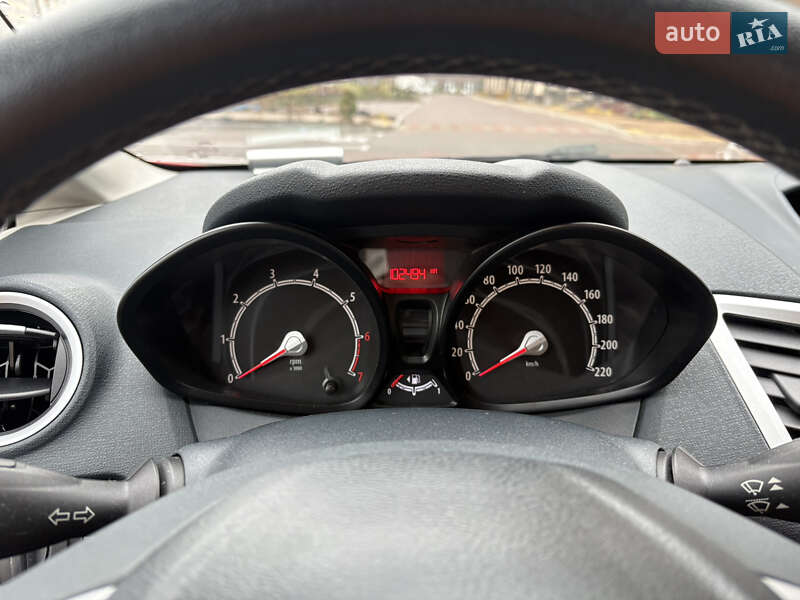 Хетчбек Ford Fiesta 2012 в Софіївській Борщагівці