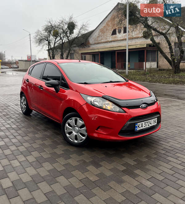 Хетчбек Ford Fiesta 2012 в Лубнах фото 2 Хетчбек Ford Fiesta 2012 в Лубнах