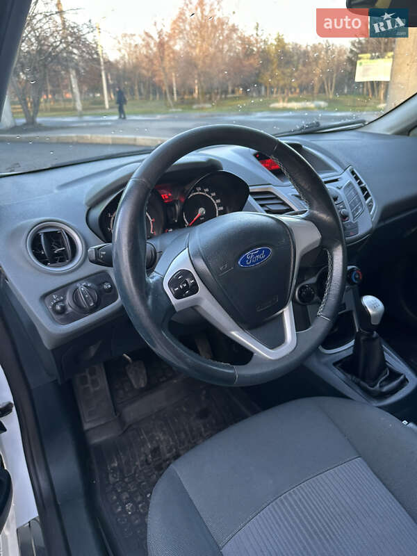 Хетчбек Ford Fiesta 2011 в Харкові