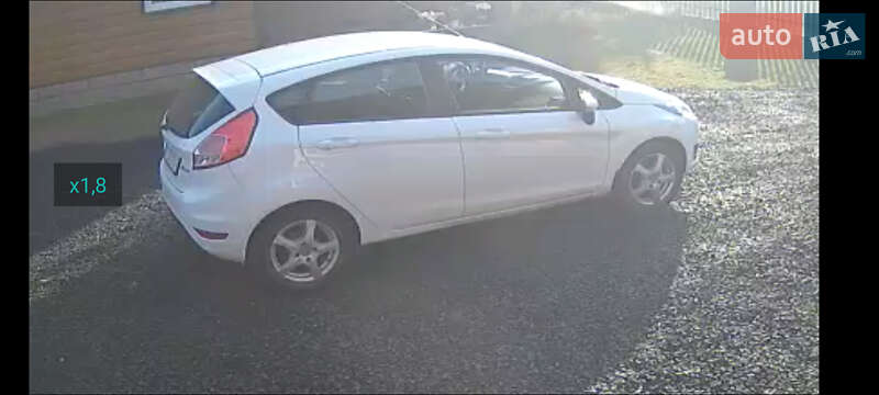 Хэтчбек Ford Fiesta 2013 в Маневичах