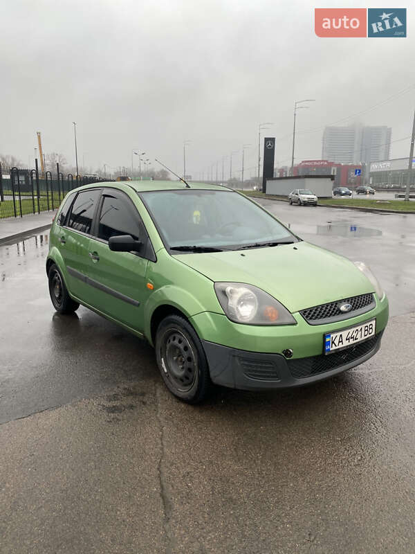 Хетчбек Ford Fiesta 2006 в Києві
