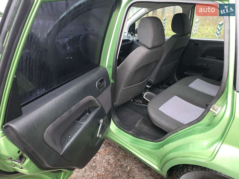 Хэтчбек Ford Fiesta 2008 в Киеве